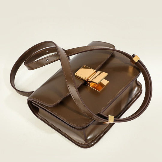 EB | Klassische Schultertasche mit Klappe