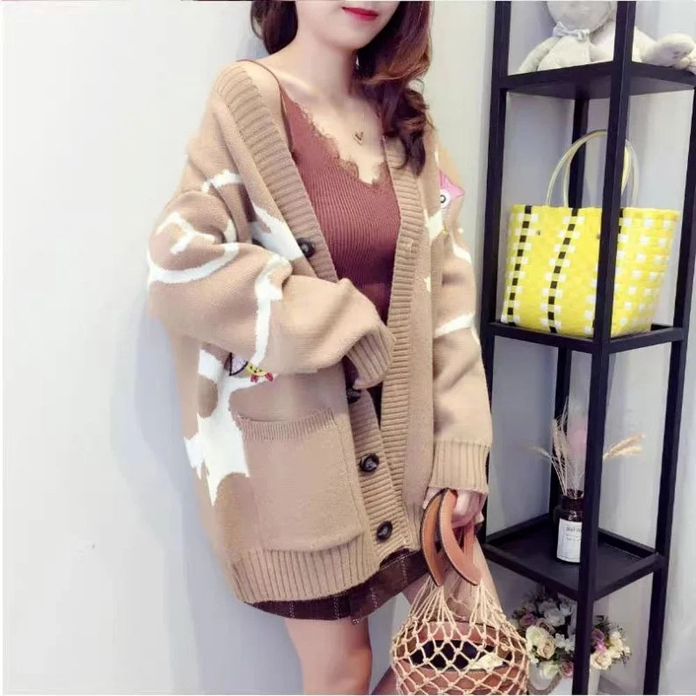 EB | Strickjacke mit Verspieltem Druck und Knopfverschluss