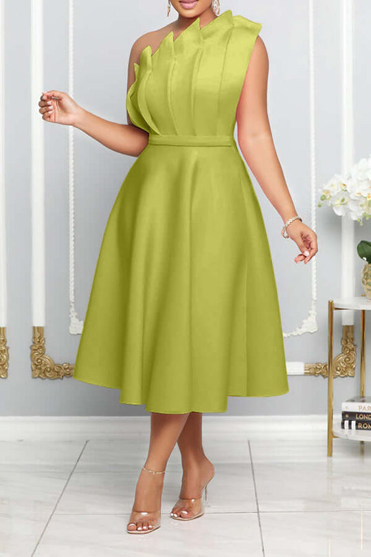 EB | One Shoulder Midi Kleid Elegante A-Linie Passform Skulpturierte Details Festliche Kleidung
