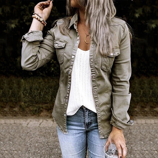 EB | Modische Jeansjacke - Damen Denim-Outfit für Jeden Anlass