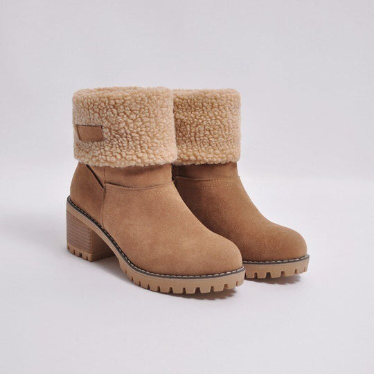 EB | Isolierte Winterstiefel mit Absatz