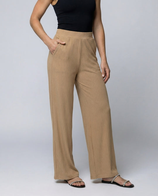 Damen elegante weit geschnittene Sommerhose mit feiner Rippstruktur EB