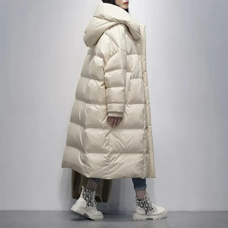 EB | Lange Pufferjacke mit Daunenumhang