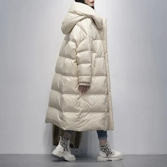 EB | Lange Pufferjacke mit Daunenumhang