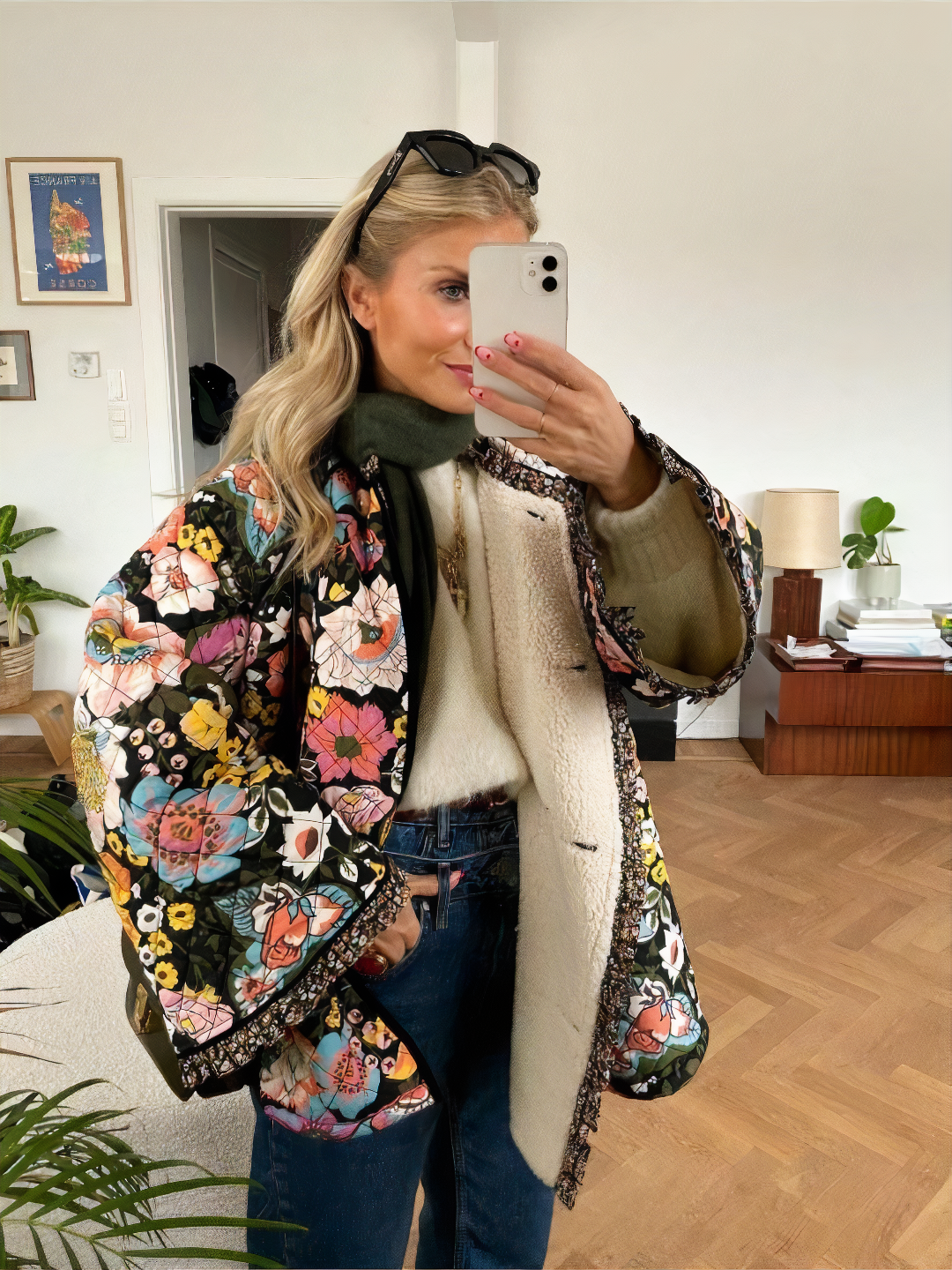 EB | Künstlerische und einzigartige Jacke für Frauen