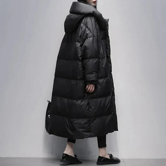 EB | Lange Pufferjacke mit Daunenumhang