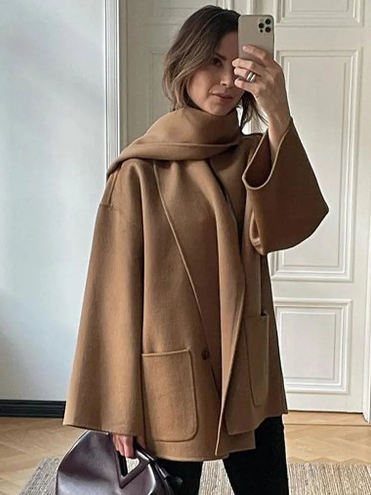 EB | Schal Grau Klassisch und Elegant