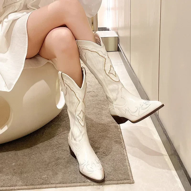 Bestickte Stiefel bis zur Mitte der Waden für Frauen EB