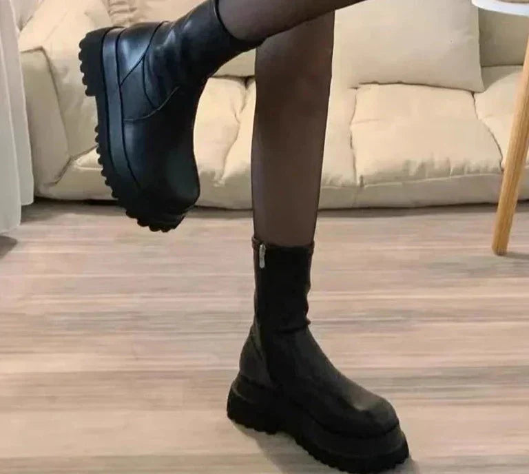 Damen Plattform Chelsea Stiefeletten mitWarmfutter – Liora EB