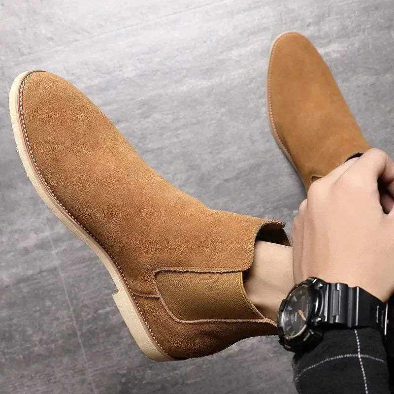 EB | Boots Aus Weichem Wildleder
