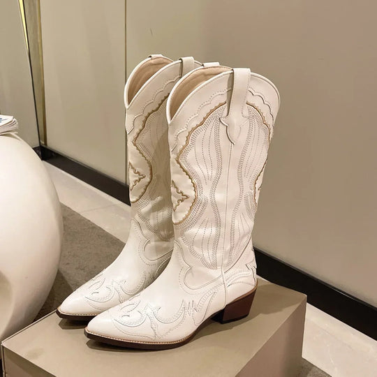 Bestickte Stiefel bis zur Mitte der Waden für Frauen EB