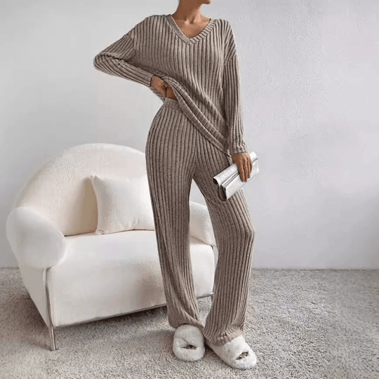 EB | Stilvoll Lounge-Set für Frauen