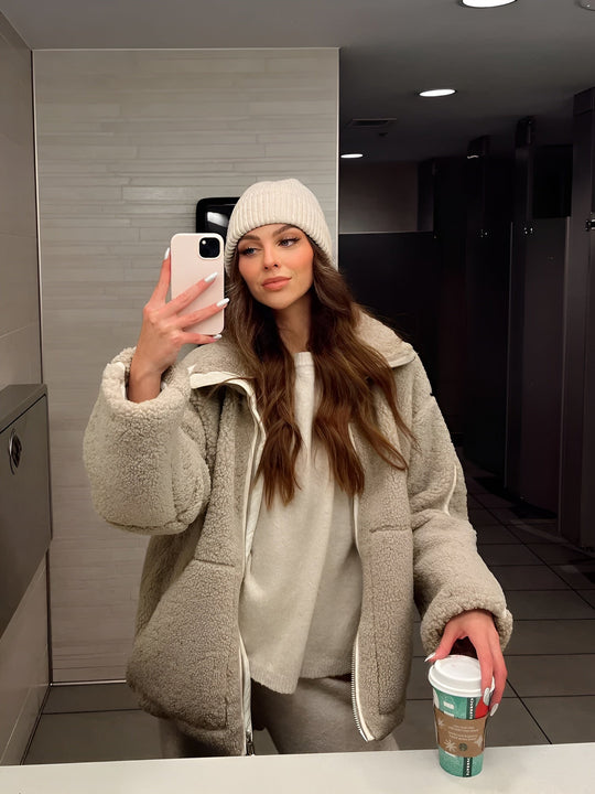 EB | Teddyjacke In Cremeweiß