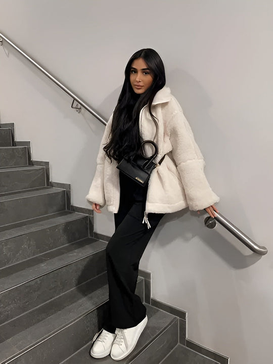 EB | Teddyjacke In Cremeweiß