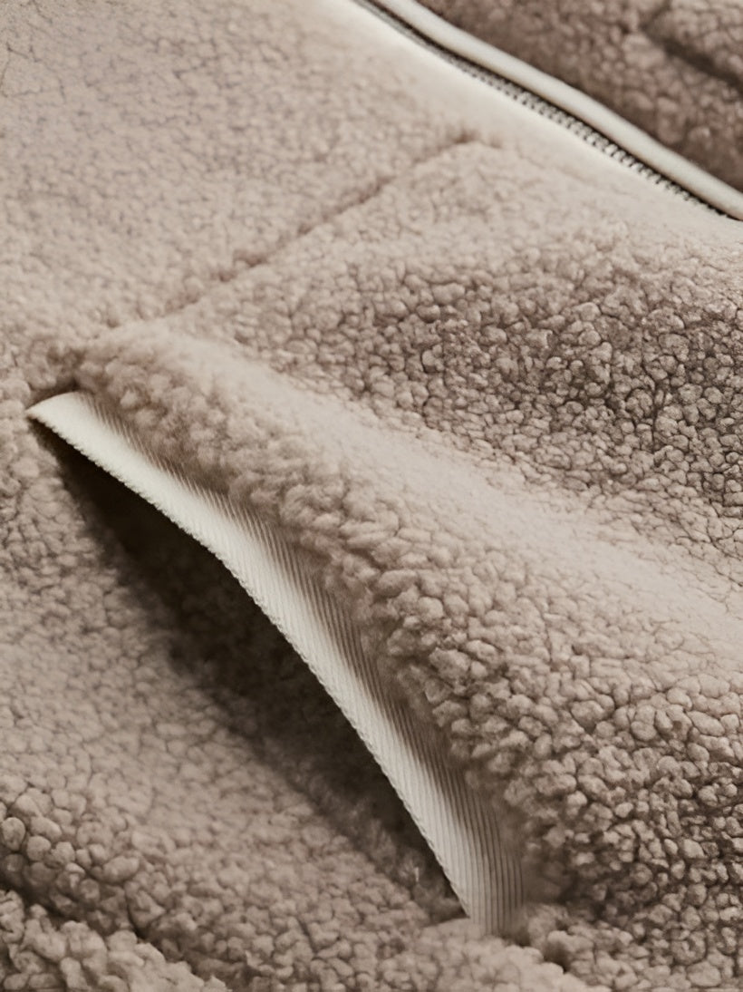 EB | Teddyjacke In Cremeweiß