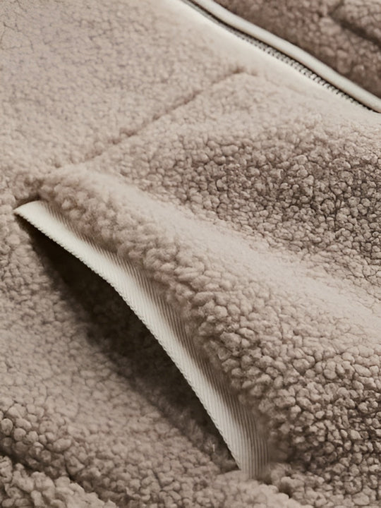EB | Teddyjacke In Cremeweiß