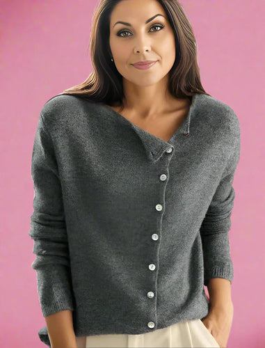 EB | Cardigan mit asymmetrischem Knopfdesign