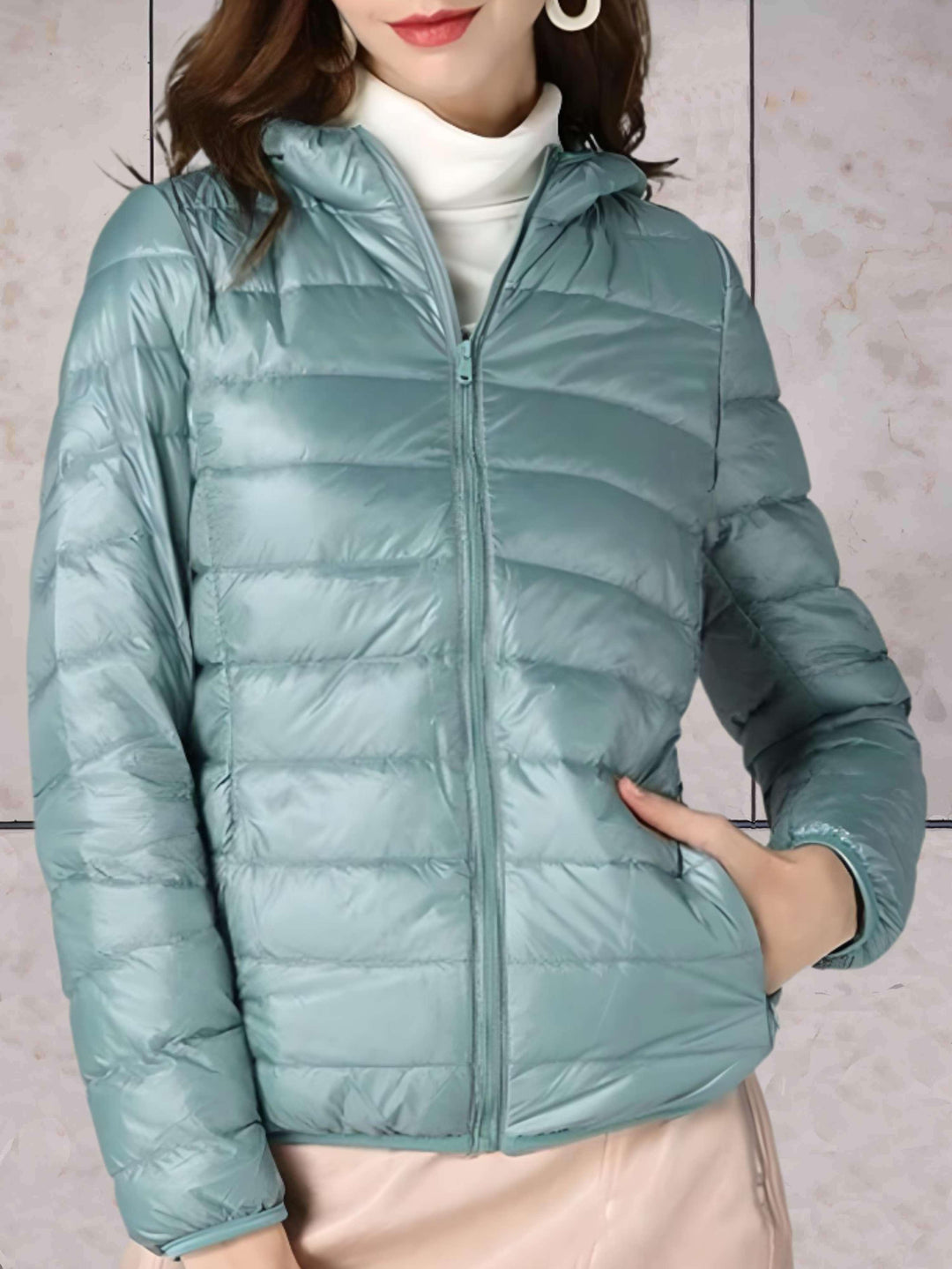 EB | Warme Daunenjacke mit Kapuze für Frauen