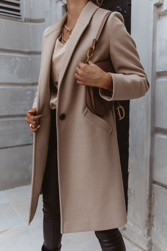 EB | The List Burgunder Mantel
