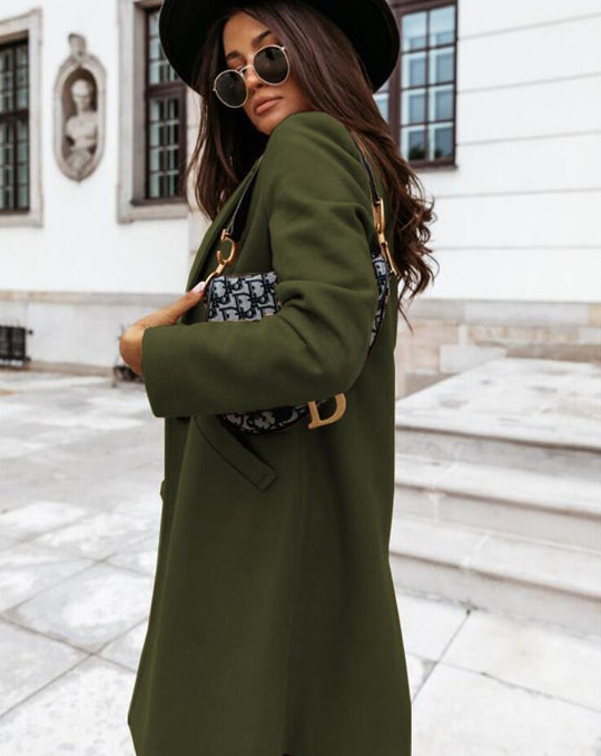 EB | The List Burgunder Mantel