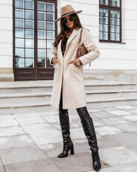 EB | The List Burgunder Mantel