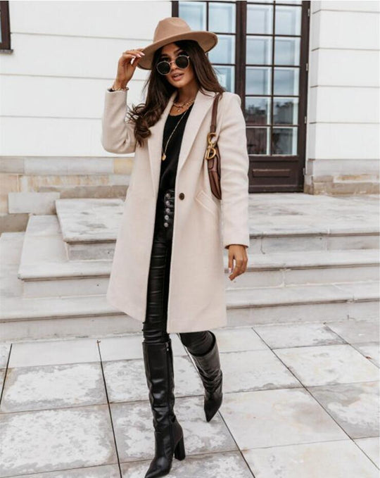 EB | The List Burgunder Mantel