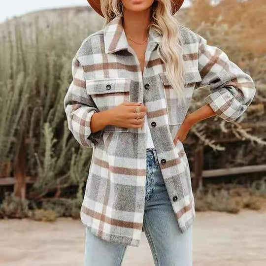EB | Übergröße Damen Wolljacke mit Karomuster und Taschen