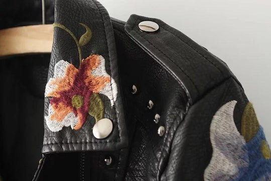 EB | Geblümte Lederjacke