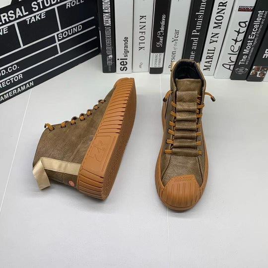 EB | Hohe Schnürstiefel im britischen Stil