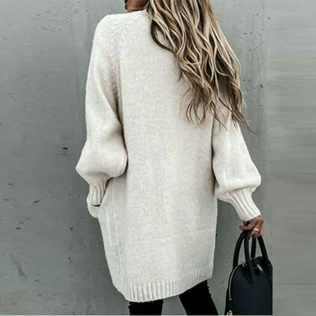 EB | Lockerer Fester Strickjacke