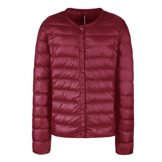 EB | Elegance Essential" kragenlose kompakte Daunenjacke