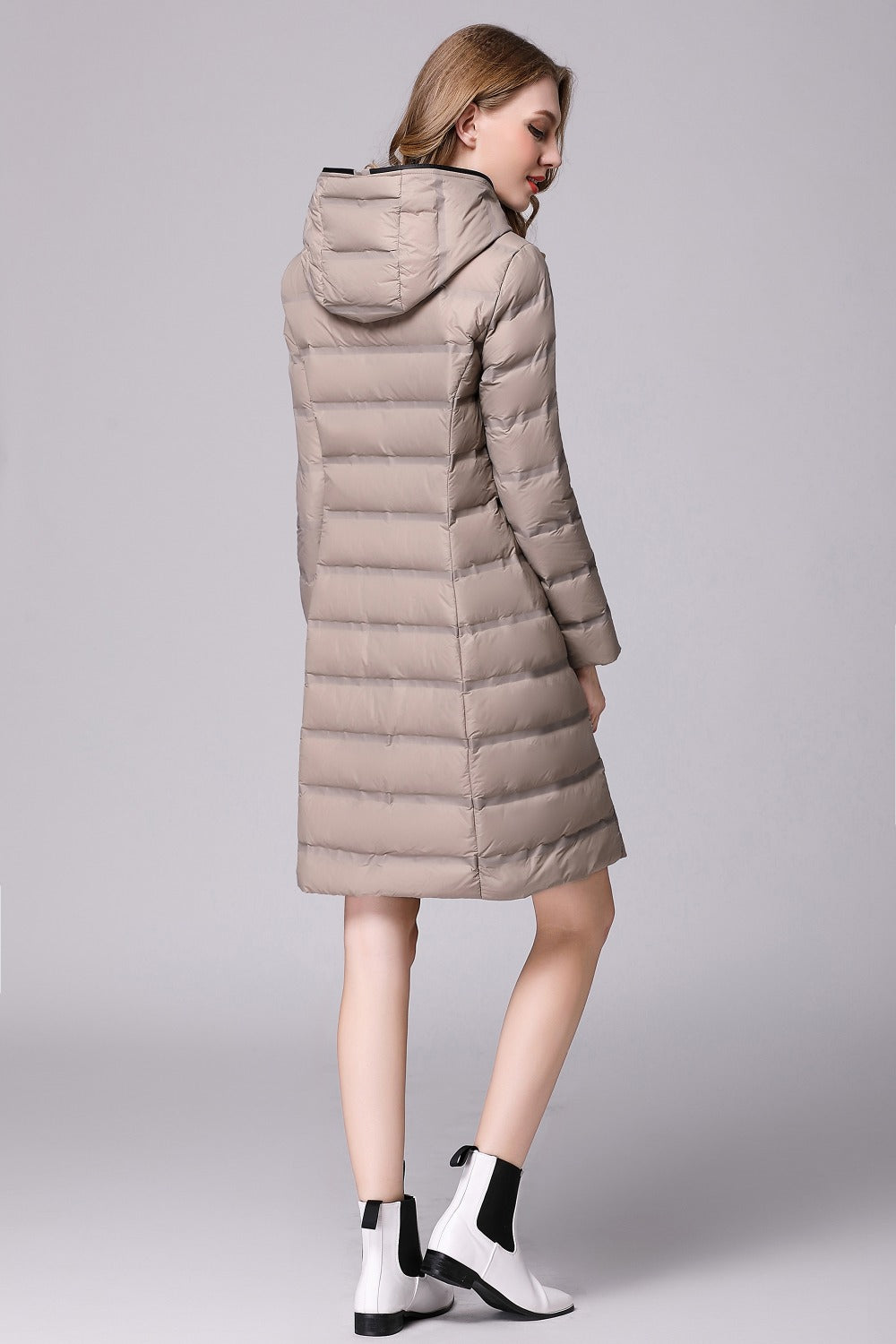 EB | Elegante Leichtigkeit" nahtloser langer Mantel