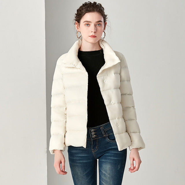 EB | Elegante Feder Ultra Light Daunenjacke Plus