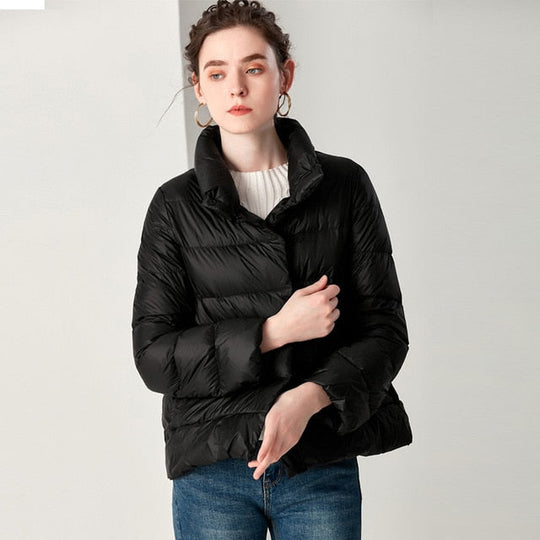 EB | Elegante Feder Ultra Light Daunenjacke Plus