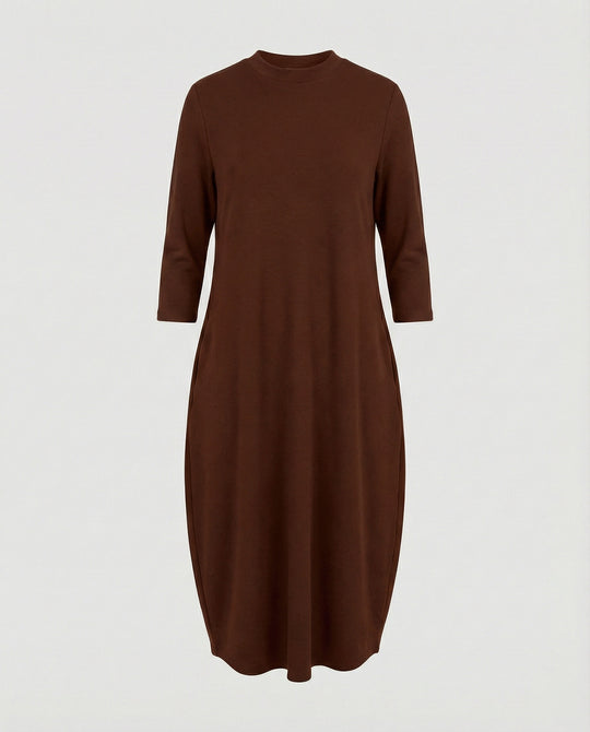 EB | Einfarbiges Kleid mit Rundhalsausschnitt und Tasche