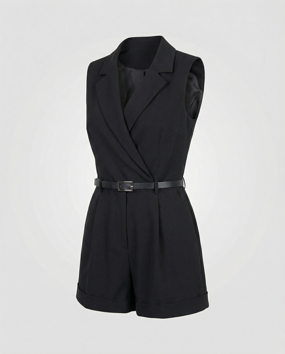 EB | Schickes Kurz-Jumpsuit Für Stilvolle Frauen