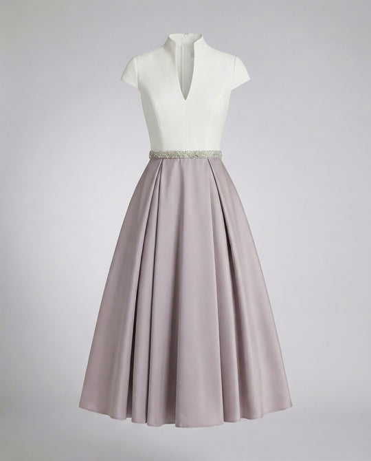 Damen Elegantes Midikleid mit Hochgeschlossenem Kragen & Schwingendem Rock | EB