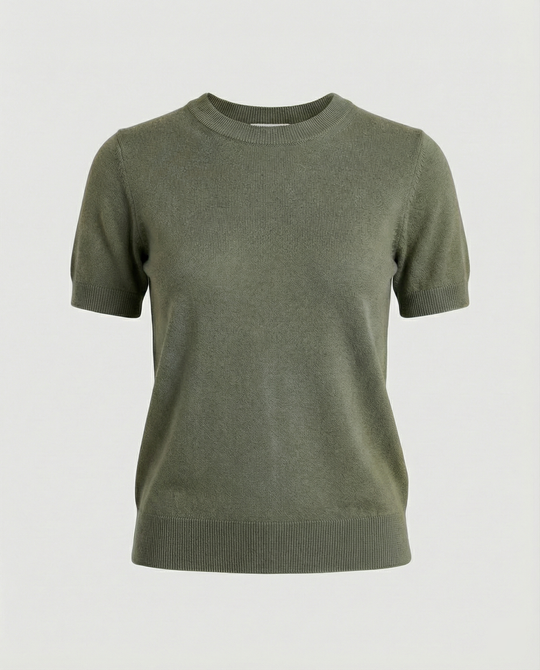 Damen Feinstrickpullover mit Kurzarmiger Silhouette und Weich Fließendem Material EB