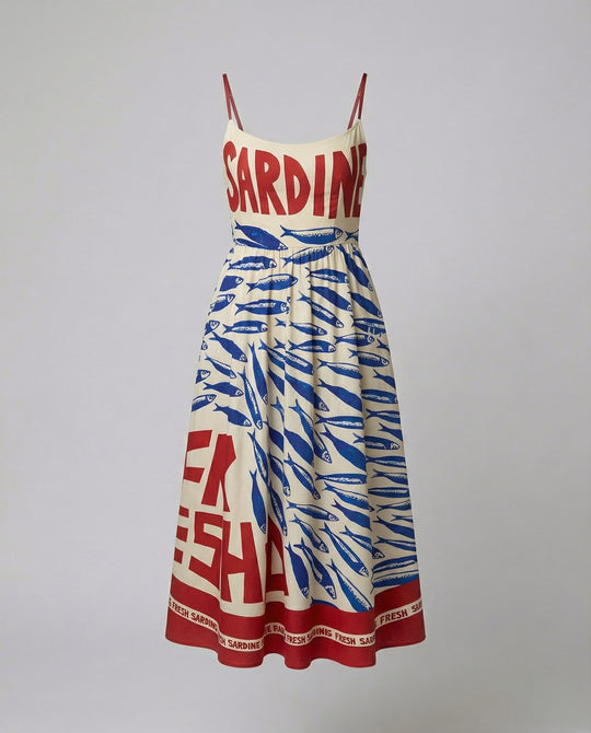 EB | Einfarbiges Kleid mit U-Ausschnitt und Strapsen