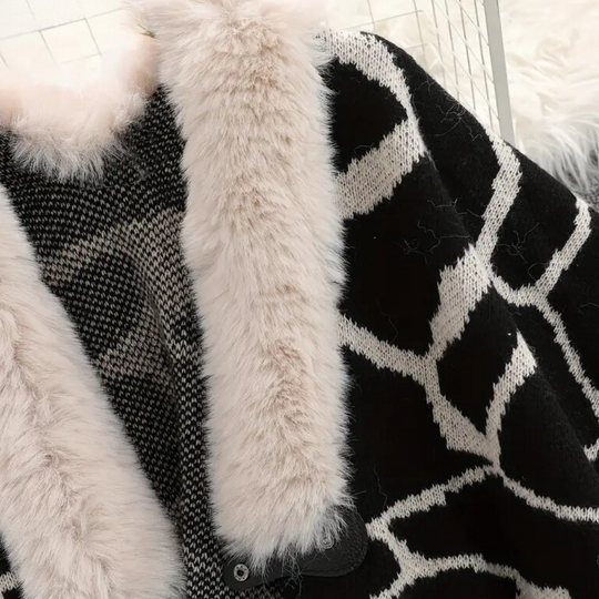 EB | Stylischer fluffiger Mantel für Damen für die Herbstsaison