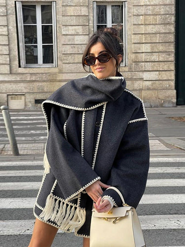 EB | Mantel Poncho-Stil - Oversized Passform - Wollmischung - Hoher Kragen - 3/4 Ärmel