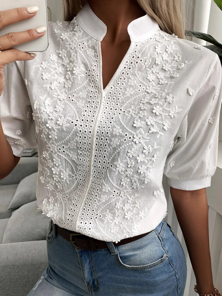 EB - Elegantes Top Mit V-Ausschnitt