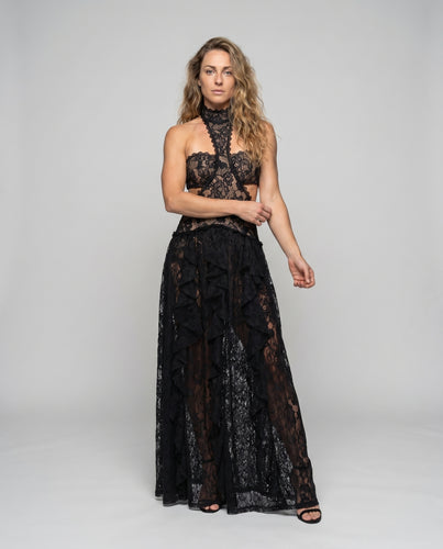Damen Elegantes Spitzenkleid mit hohem Hals und verspielten Rüschendetails EB