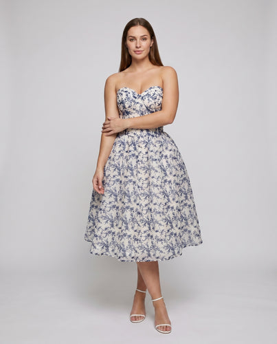 Damen Elegantes Ballkleid mit herzförmigem Ausschnitt und voluminösem Rock EB