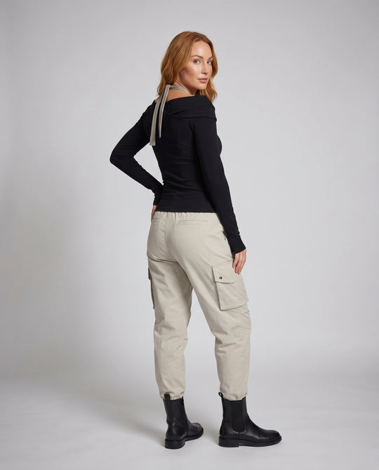 Product 15624510636362 - back_view