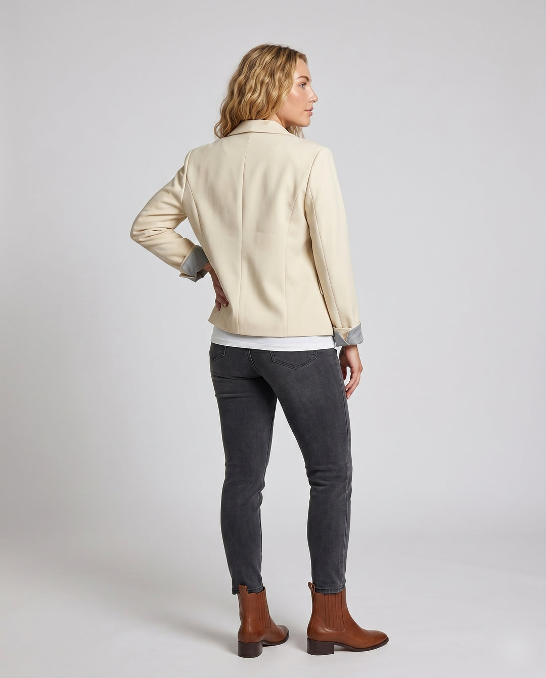 Product 15616803799370 - back_view