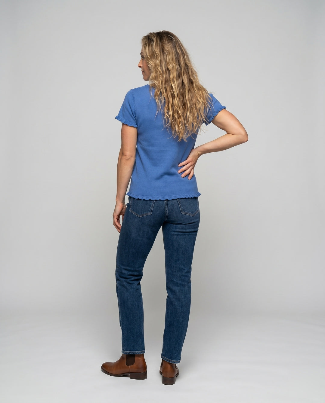 Product 15627220222282 - back_view