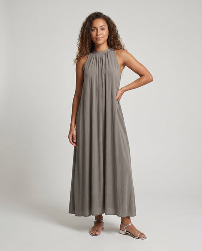 Damen Maxikleid mit hochgeschlossenem Ausschnitt und fließendem Schnitt