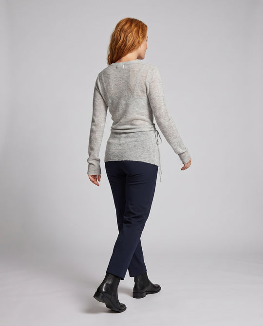 Product 15627233821002 - back_view
