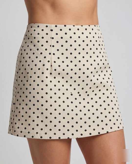 Product 15627247550794 - close_up_detail